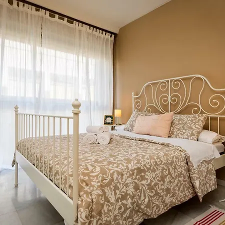 Hsh Suites Magdalena Apartment